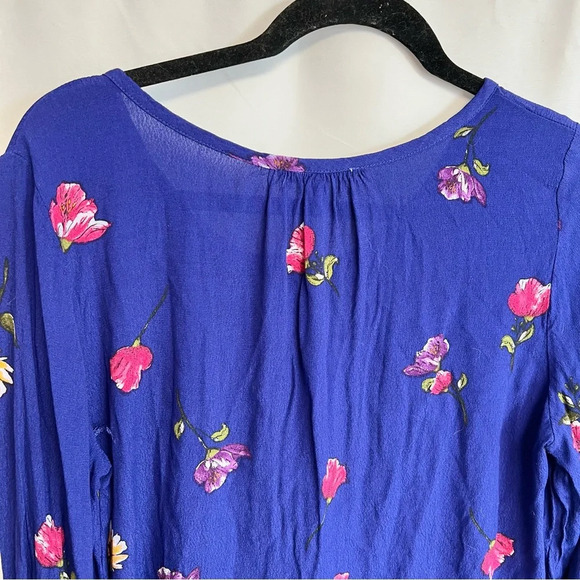 Skies Are Blue Floral Blouse Casual Long Sleeve Blue Shirt Women’s Size Medium - Picture 11 of 12